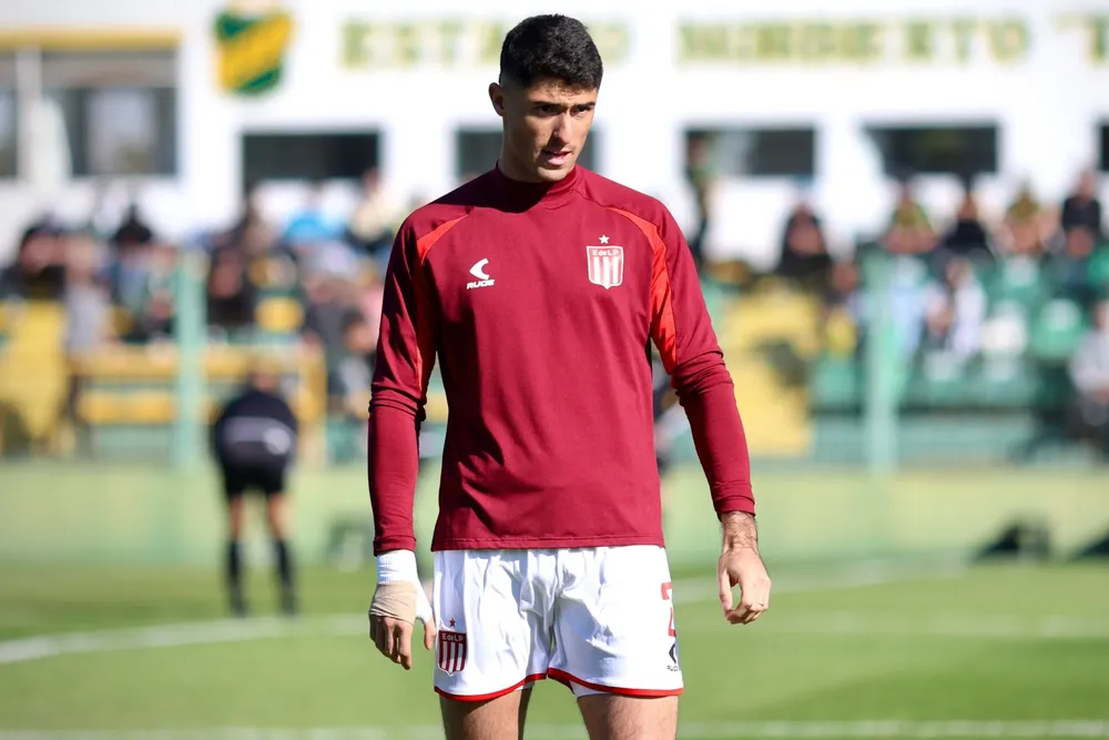 Facundo-Rodriguez-Estudiantes-scaled