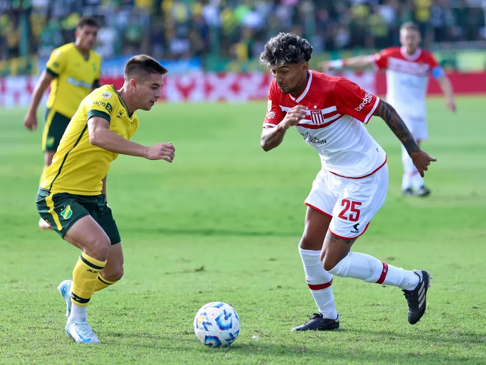 defensa-y-justicia-estudiantes-medinajpg