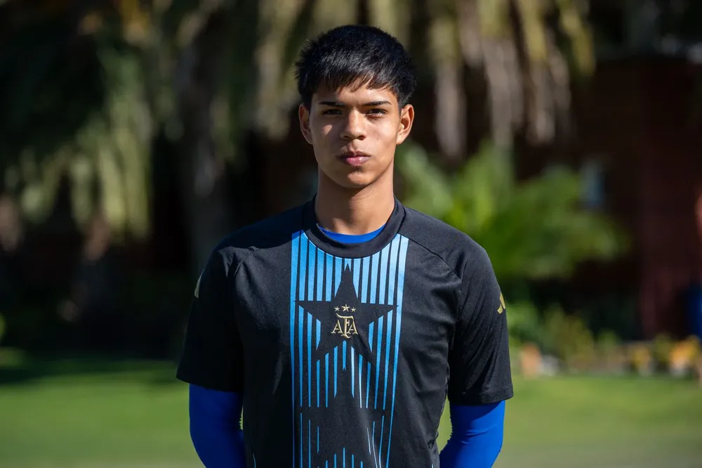 Santino-Arias-argentina-juveniles-entrenamiento