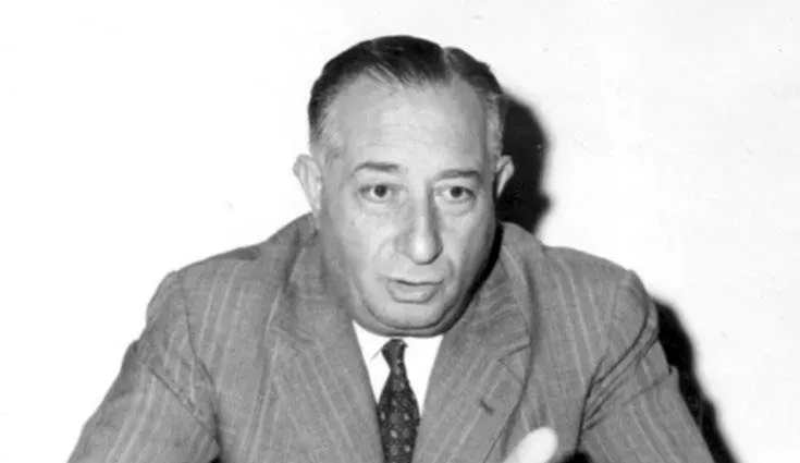 Mariano_mangano_en_despacho